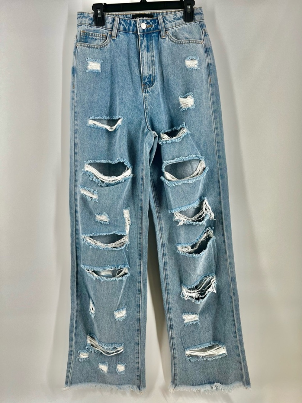 Fashion Nova Melissa Ripped Straight Leg Jean - Light Blue - Size 5 - NWT - Picture 4 of 5